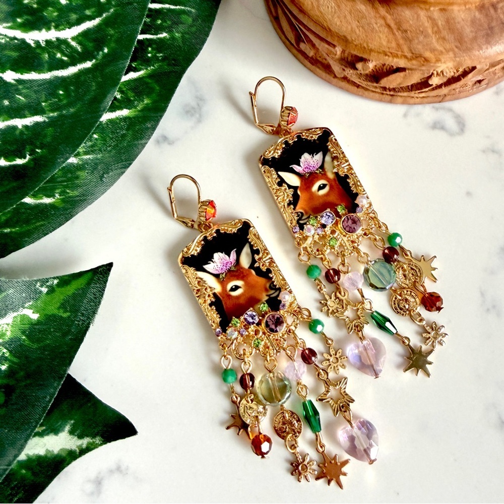 Deer Portrait Celestial Crystal Beads Earrings Vintage Style Chandelier Gold NEW